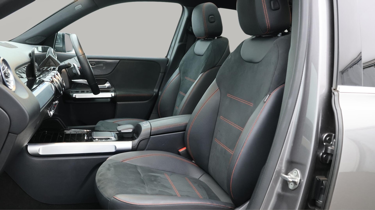 Used Mercedes-Benz GLB 2022 for sale - 76099062: Photo 15