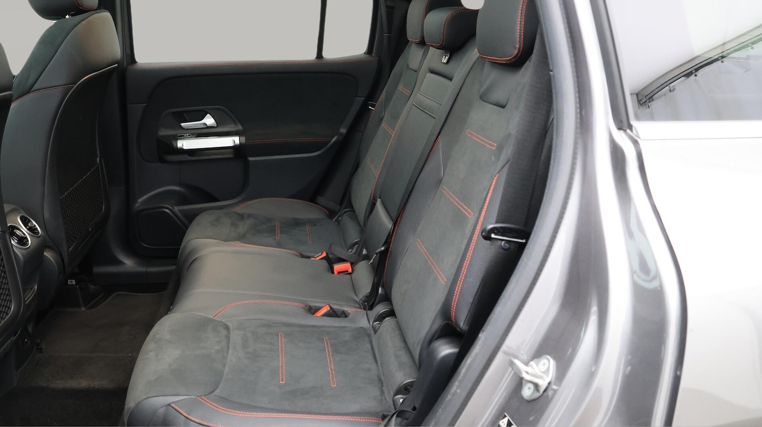 Used Mercedes-Benz GLB 2022 for sale - 76099062: Photo 17