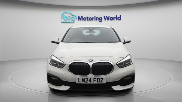 Used BMW 1 Series 2024 for sale - 76099129: Photo 3