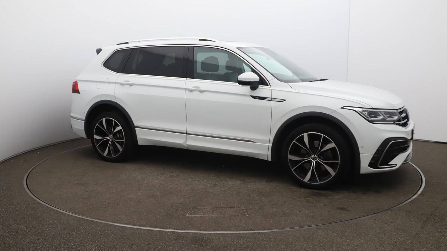 Used Volkswagen Tiguan Allspace 2022 for sale - 76122347: Photo 32