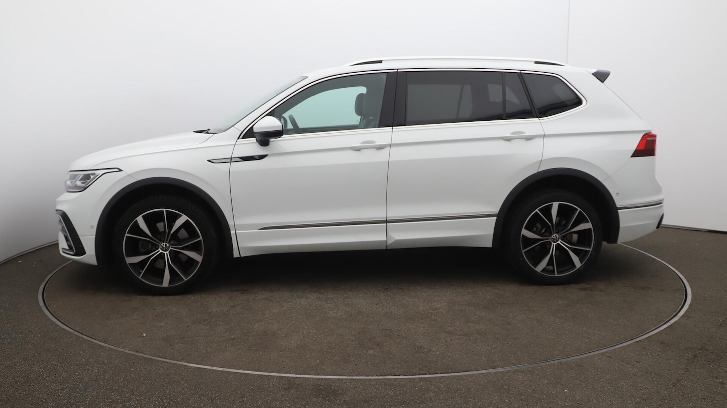 Used Volkswagen Tiguan Allspace 2022 for sale - 76122347: Photo 71