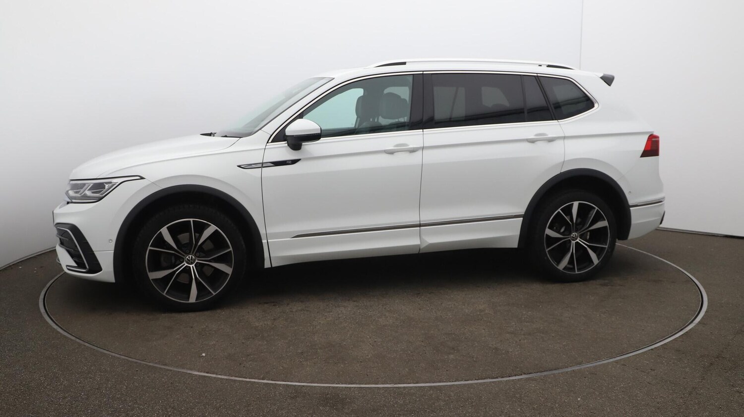 Used Volkswagen Tiguan Allspace 2022 for sale - 76122347: Photo 73
