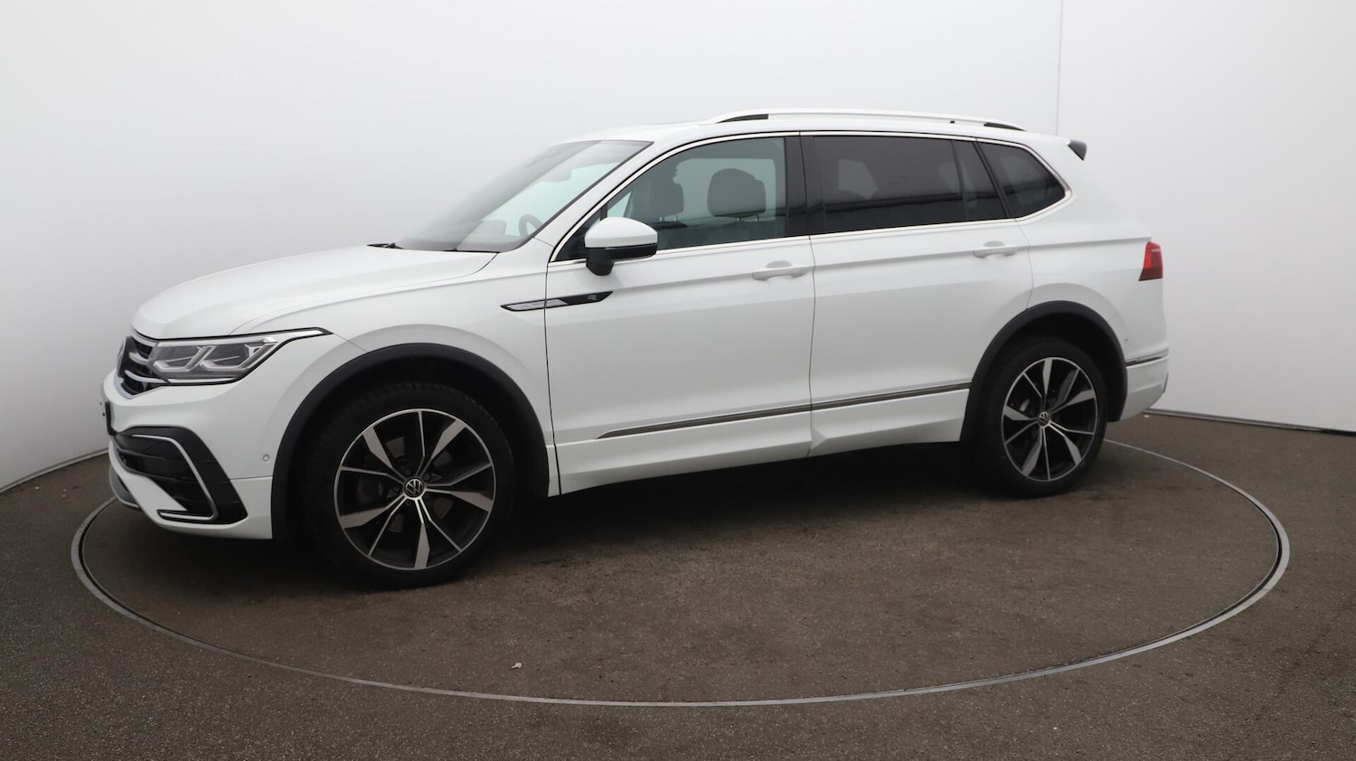 Used Volkswagen Tiguan Allspace 2022 for sale - 76122347: Photo 74