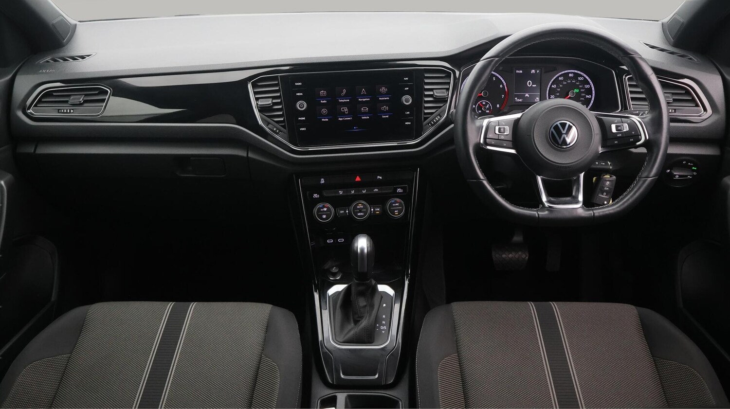 Used Volkswagen T-Roc 2020 for sale - 76585228: Photo 14