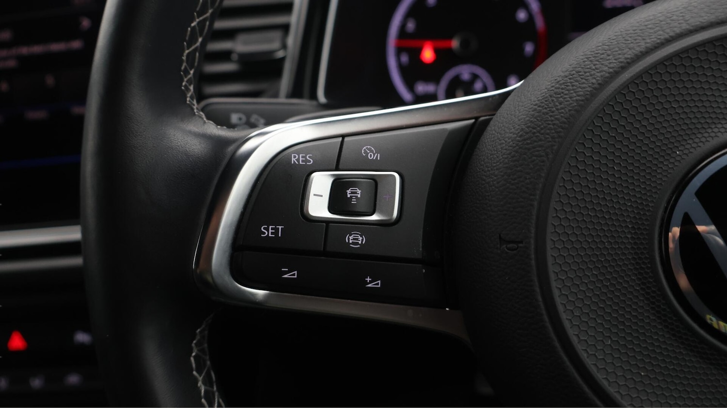 Used Volkswagen T-Roc 2020 for sale - 76585228: Photo 23