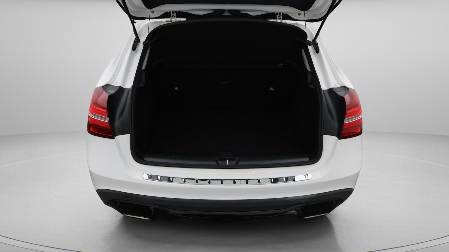 Used Mercedes-Benz GLA 2019 for sale - 76550918: Photo 18