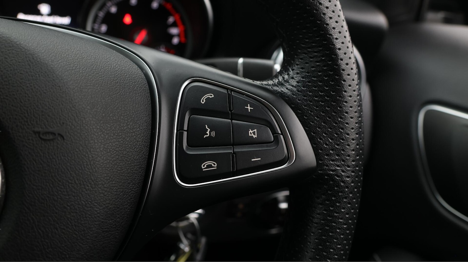 Used Mercedes-Benz GLA 2019 for sale - 76550918: Photo 25