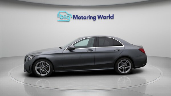 Used Mercedes-Benz C-Class 2020 for sale - 76250984: Photo 5