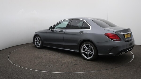 Used Mercedes-Benz C-Class 2020 for sale - 76250984: Photo 64