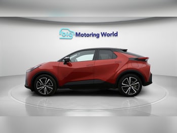 Used Toyota C-HR 2024 for sale - 78873160: Photo