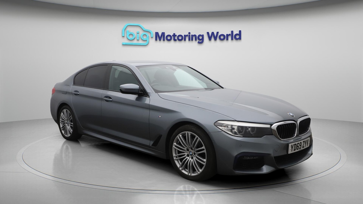 Used BMW 5 Series 2019 for sale - 76294527: Photo 2