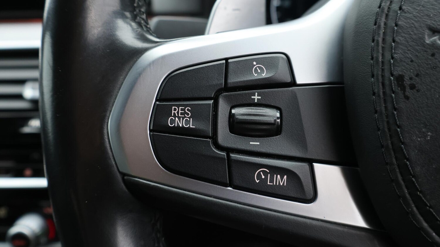 Used BMW 5 Series 2019 for sale - 76294527: Photo 25