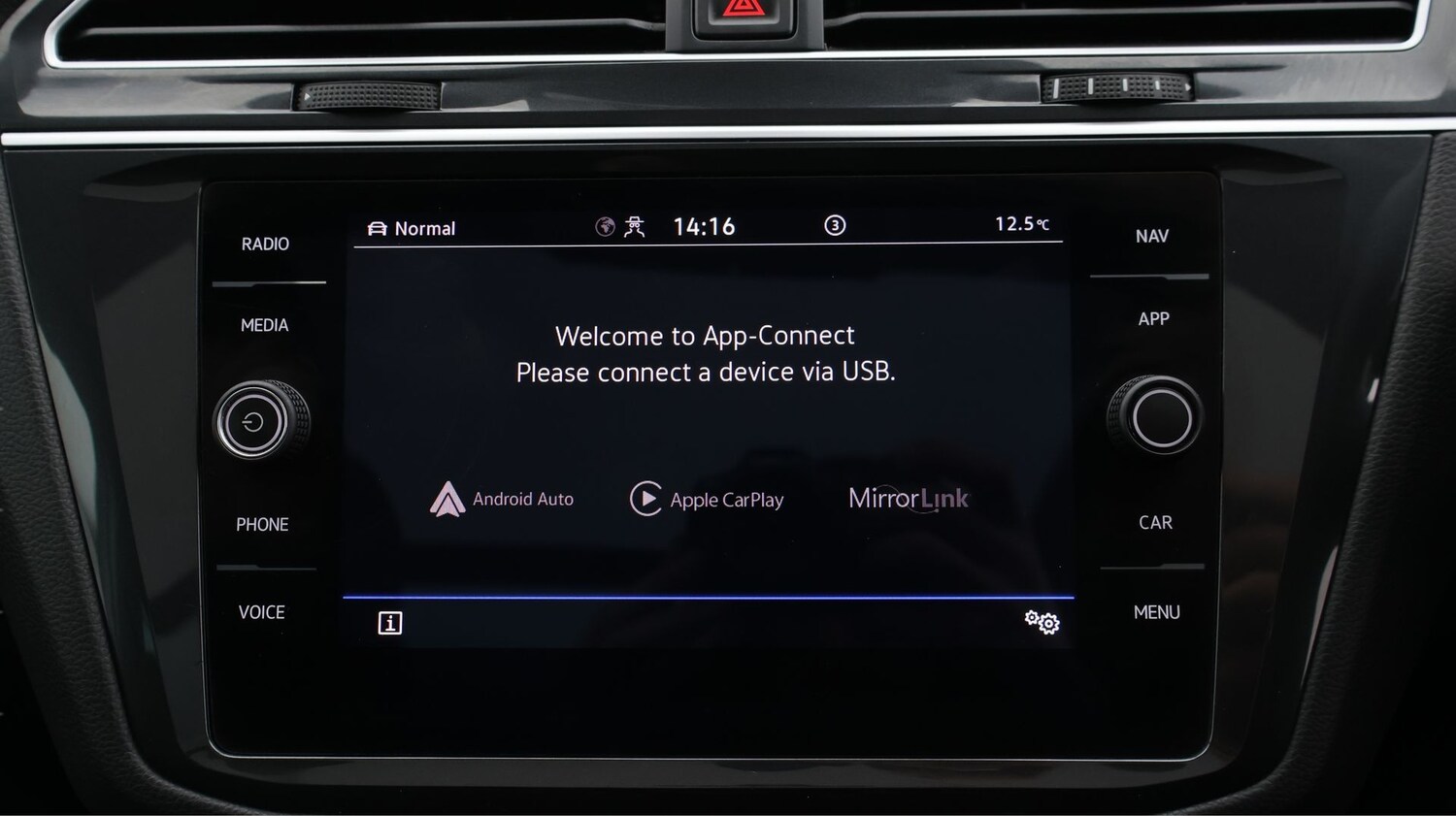 Used Volkswagen Tiguan 2020 for sale - 77603928: Photo 23