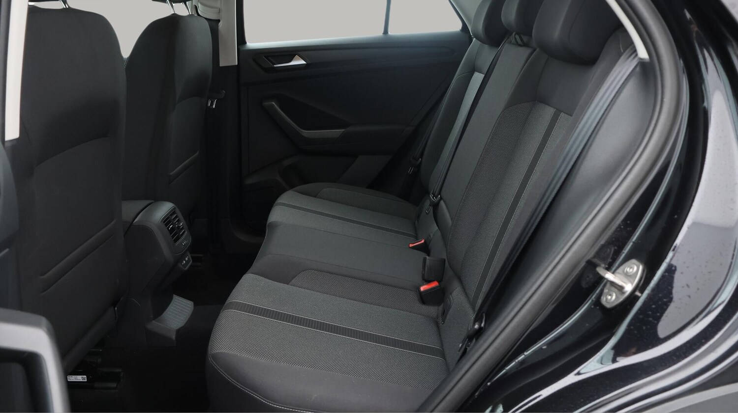 Used Volkswagen T-Roc 2022 for sale - 76485699: Photo 16