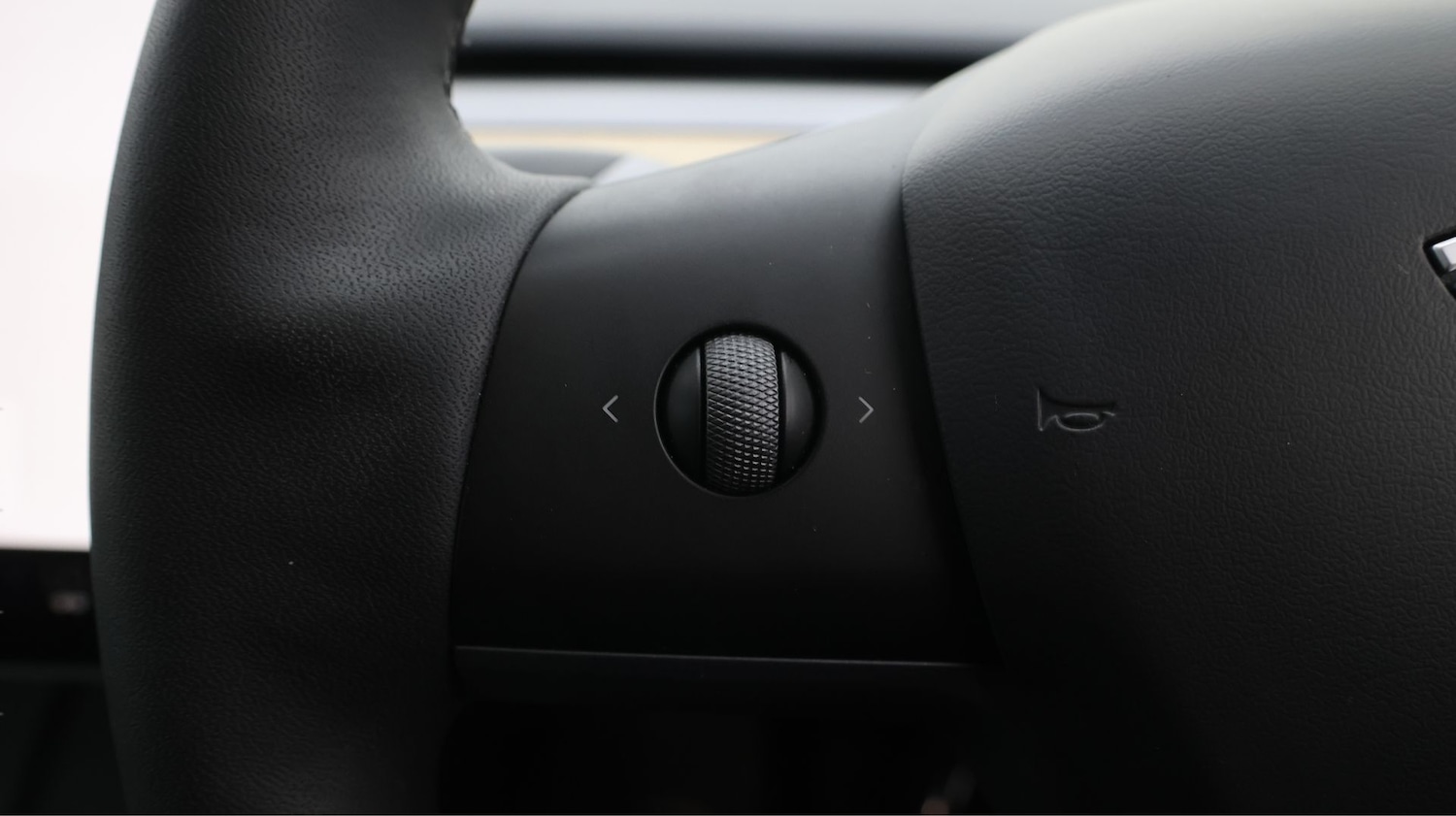 Used Tesla Model Y 2022 for sale - 77776470: Photo 23