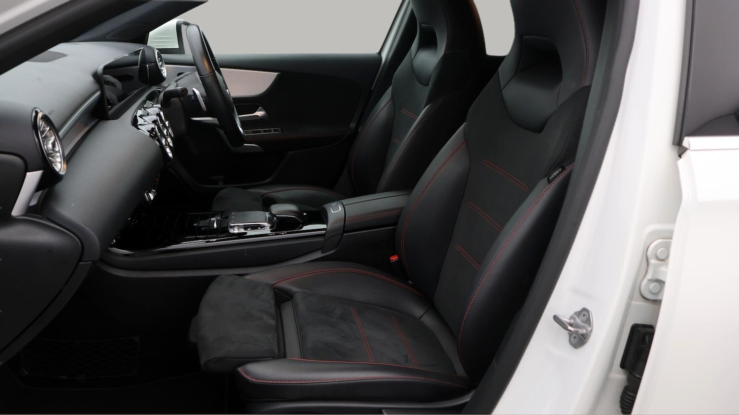 Used Mercedes-Benz A-Class 2019 for sale - 77662401: Photo 14