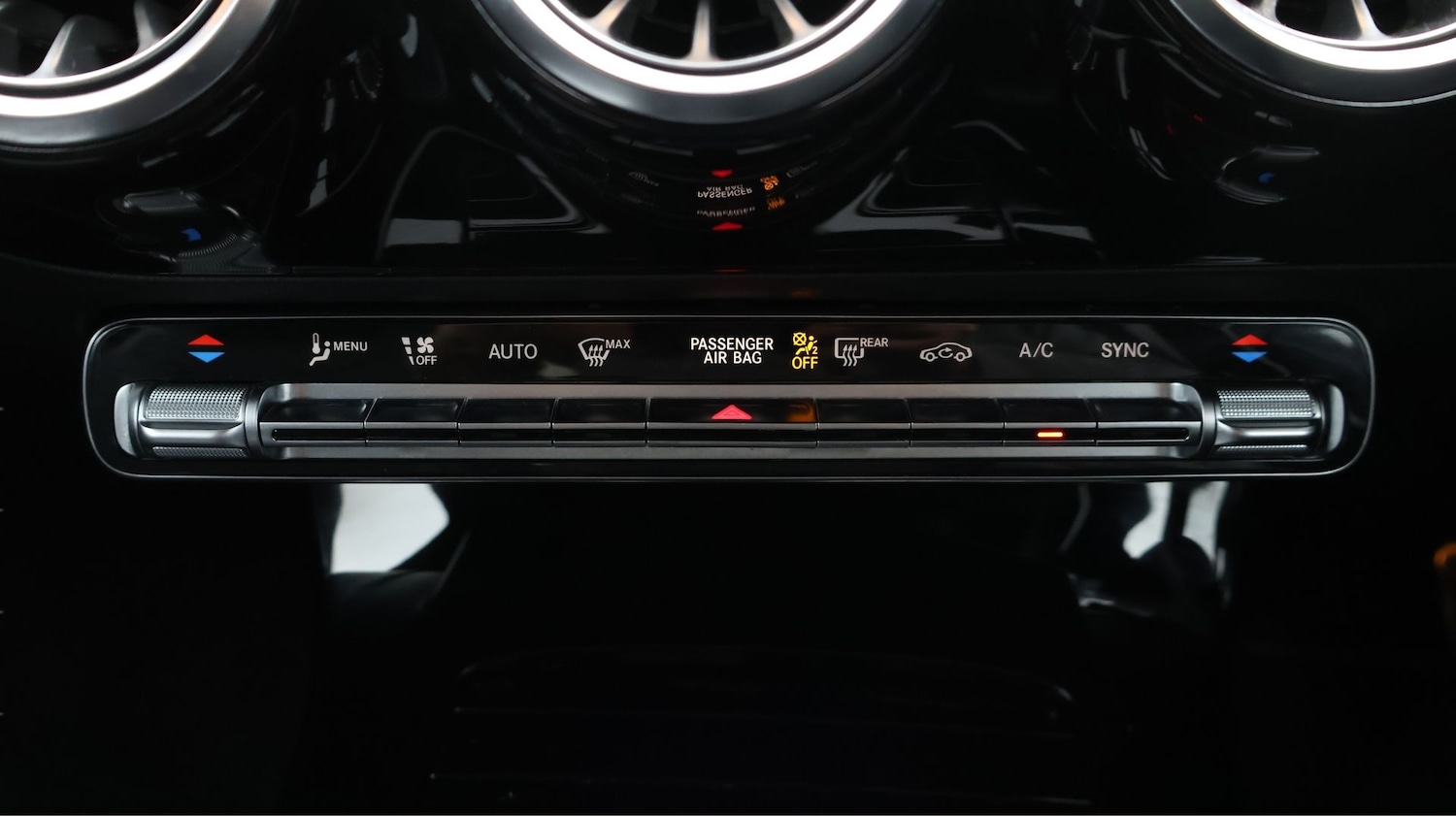 Used Mercedes-Benz CLA 2022 for sale - 77668331: Photo 12