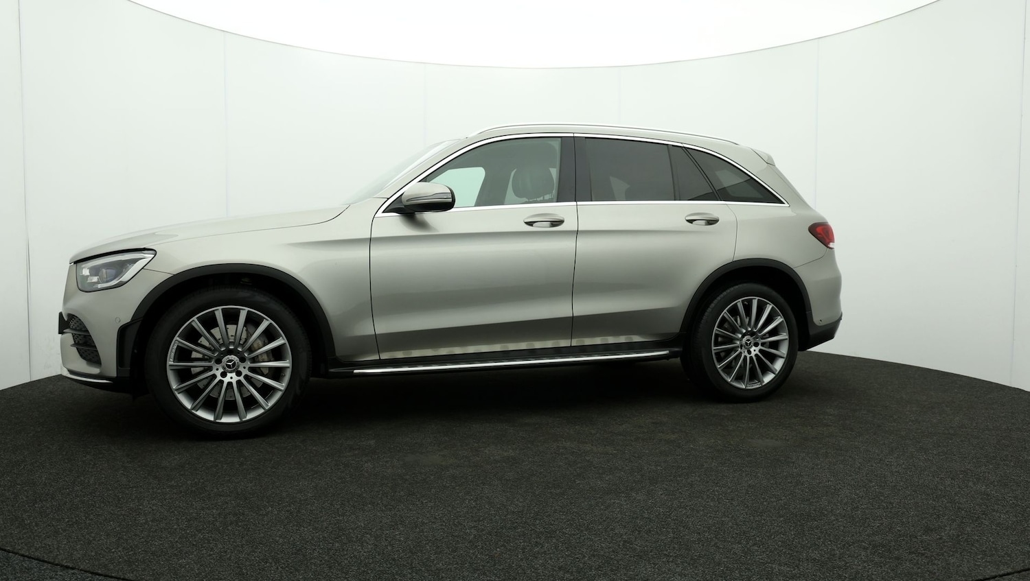 Used Mercedes-Benz GLC 2020 for sale - 76810772: Photo 64