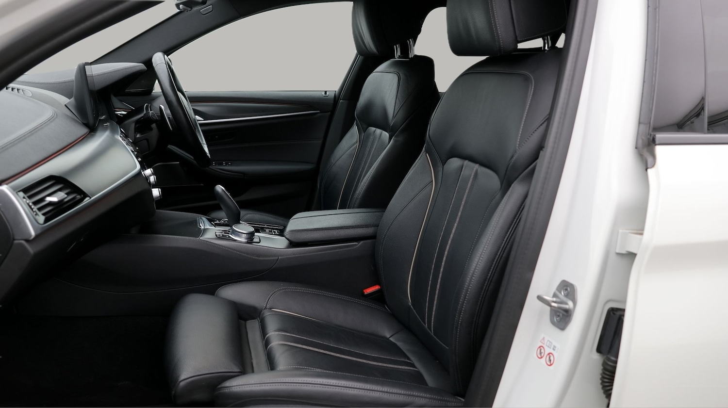 Used BMW 5 Series 2021 for sale - 77675859: Photo 14