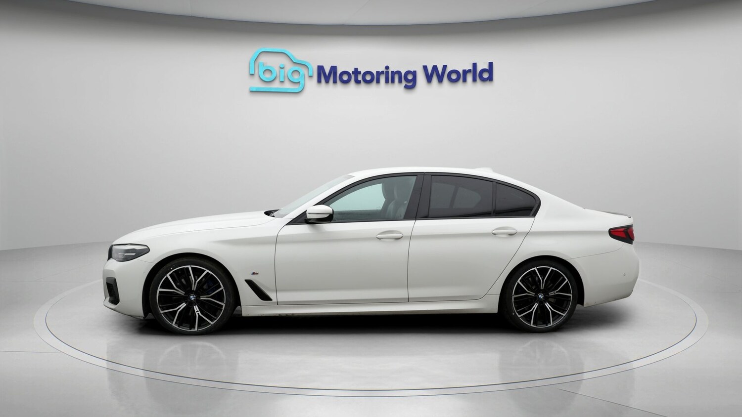 Used BMW 5 Series 2021 for sale - 77675859: Photo 4