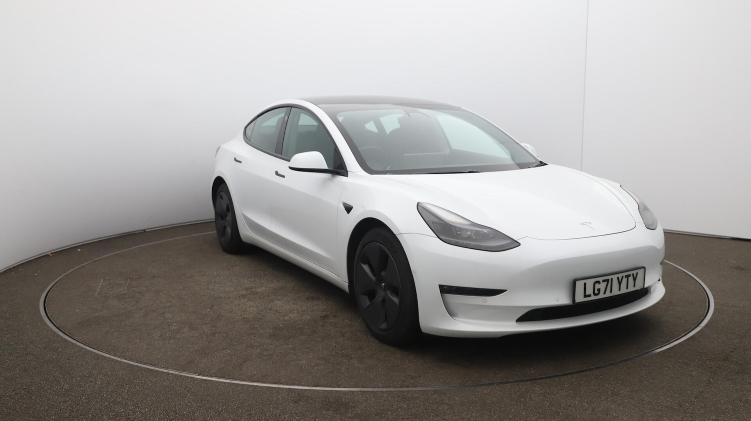 Used Tesla Model 3 2021 for sale - 76189290: Photo 43