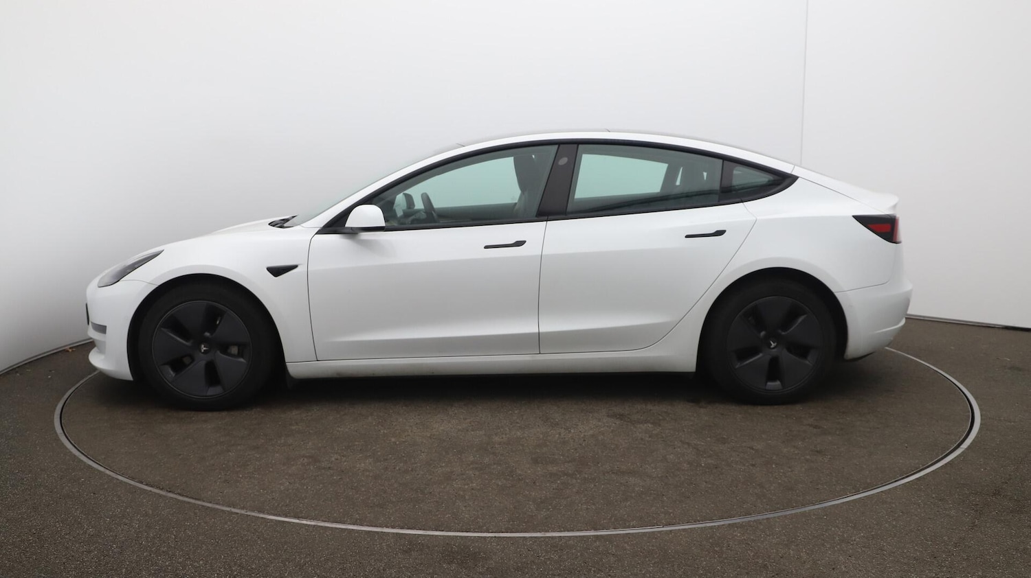 Used Tesla Model 3 2021 for sale - 76189290: Photo 65