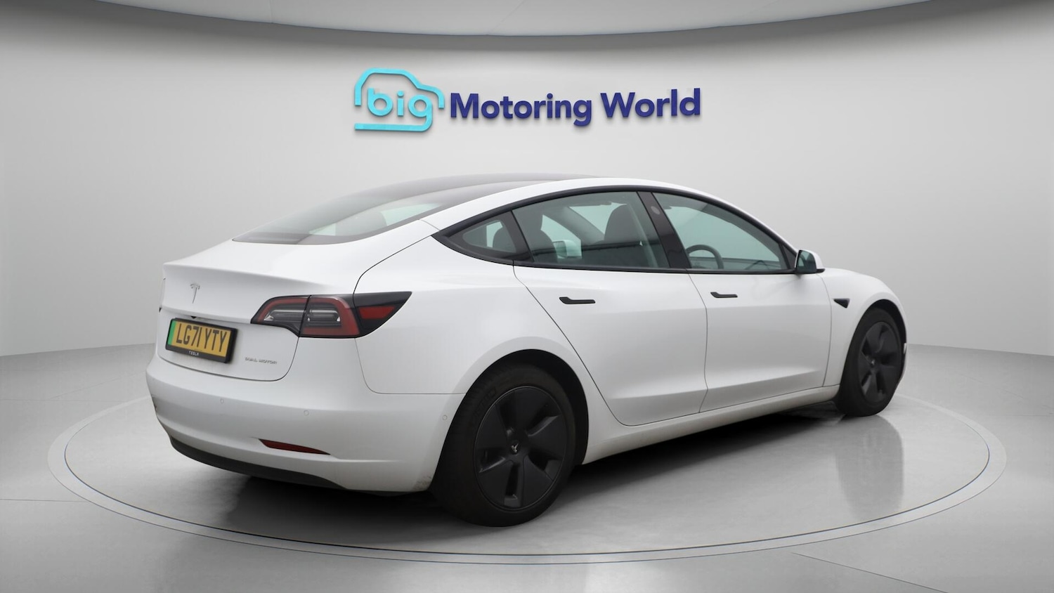 Used Tesla Model 3 2021 for sale - 76189290: Photo 8