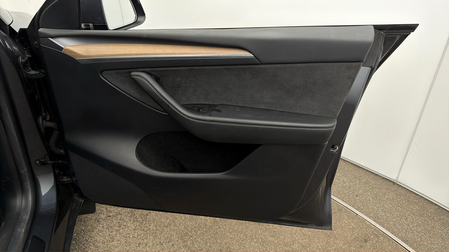 Used Tesla Model Y 2022 for sale - 77973604: Photo 14