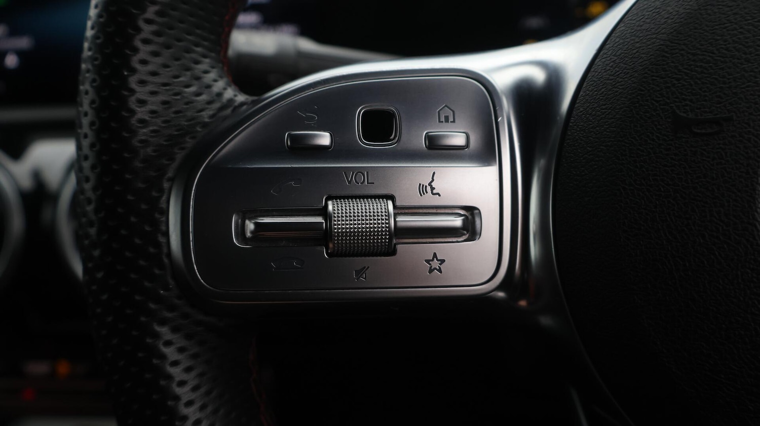 Used Mercedes-Benz CLA 2020 for sale - 76561036: Photo 23