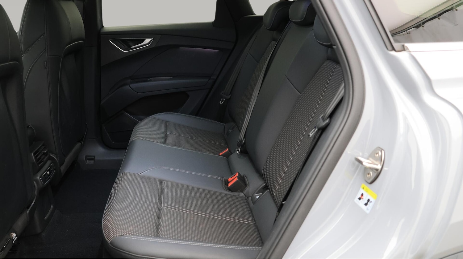 Used Audi Q4 e-tron 2023 for sale - 76433339: Photo 17