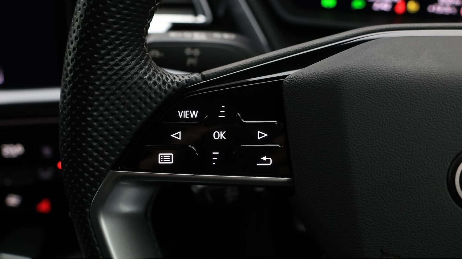 Used Audi Q4 e-tron 2023 for sale - 76433339: Photo 25