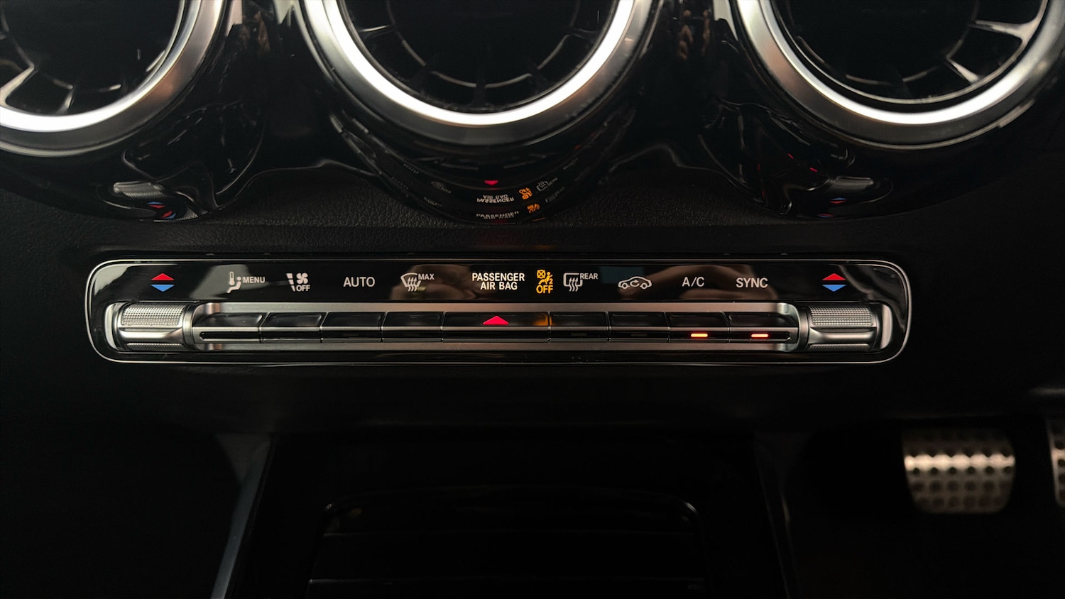 Used Mercedes-Benz GLB 2022 for sale - 77963038: Photo 11