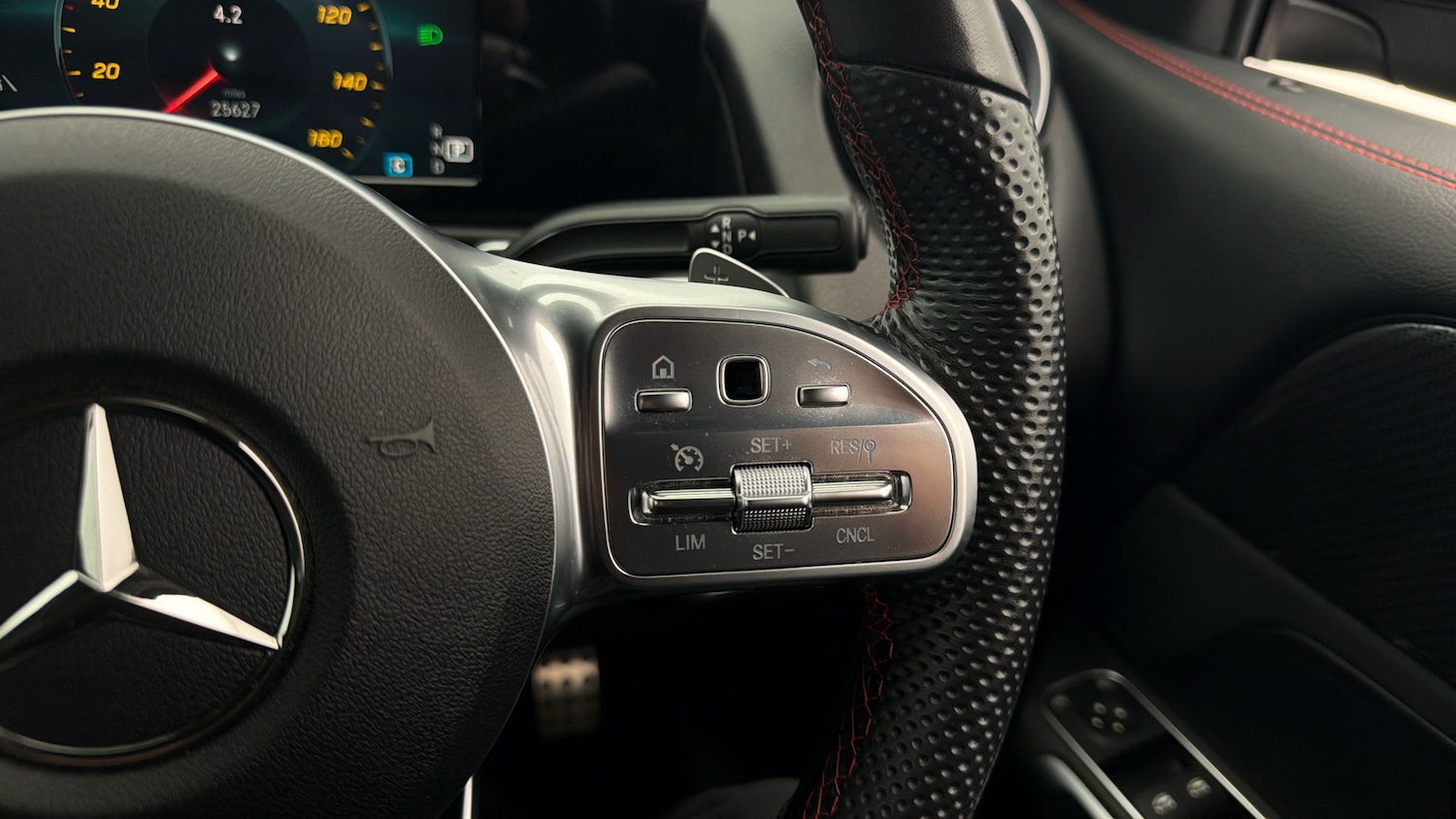 Used Mercedes-Benz GLB 2022 for sale - 77963038: Photo 23