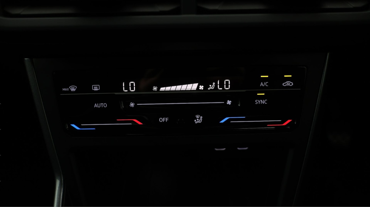 Used Volkswagen Taigo 2023 for sale - 77677328: Photo 12