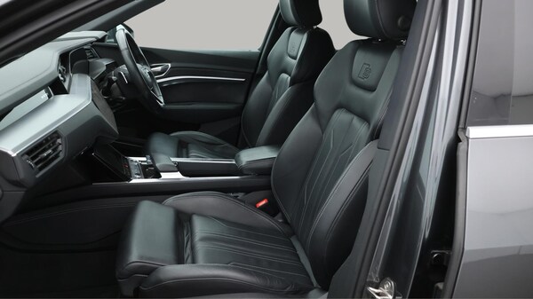 Used Audi e-tron 2022 for sale - 75678330: Photo 15