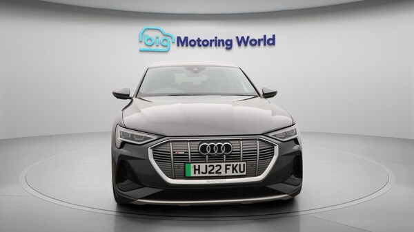Used Audi e-tron 2022 for sale - 75678330: Photo 3