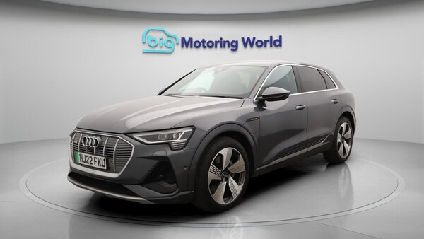 Used Audi e-tron 2022 for sale - 75678330: Photo 4