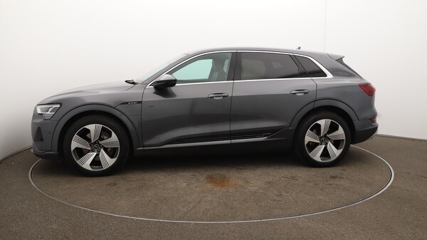 Used Audi e-tron 2022 for sale - 75678330: Photo 66