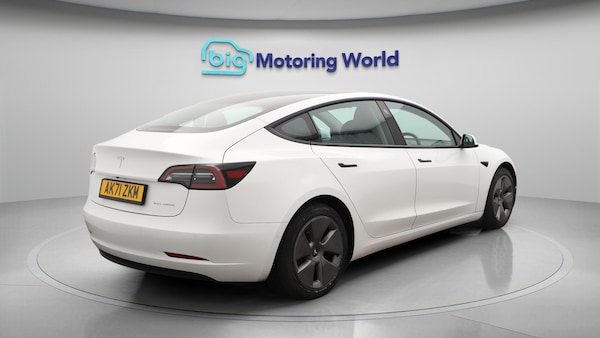 Used Tesla Model 3 2021 for sale - 76295482: Photo 8