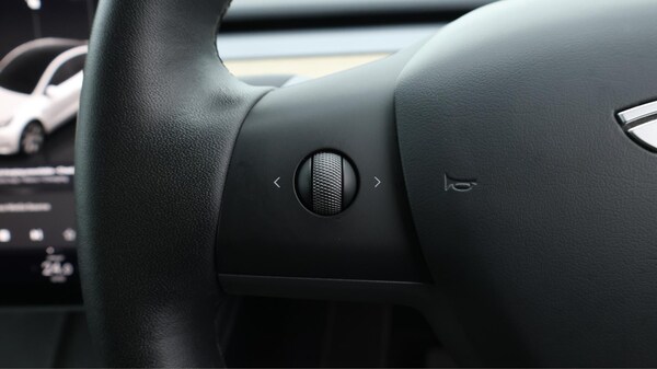 Used Tesla Model Y 2022 for sale - 76214755: Photo 23