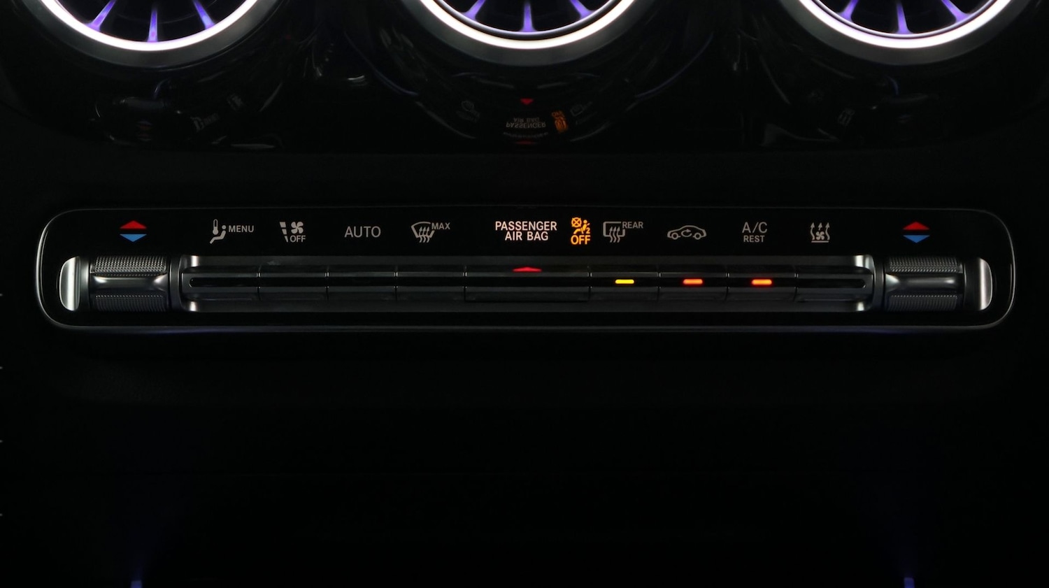 Used Mercedes-Benz GLA 2021 for sale - 77590511: Photo 12