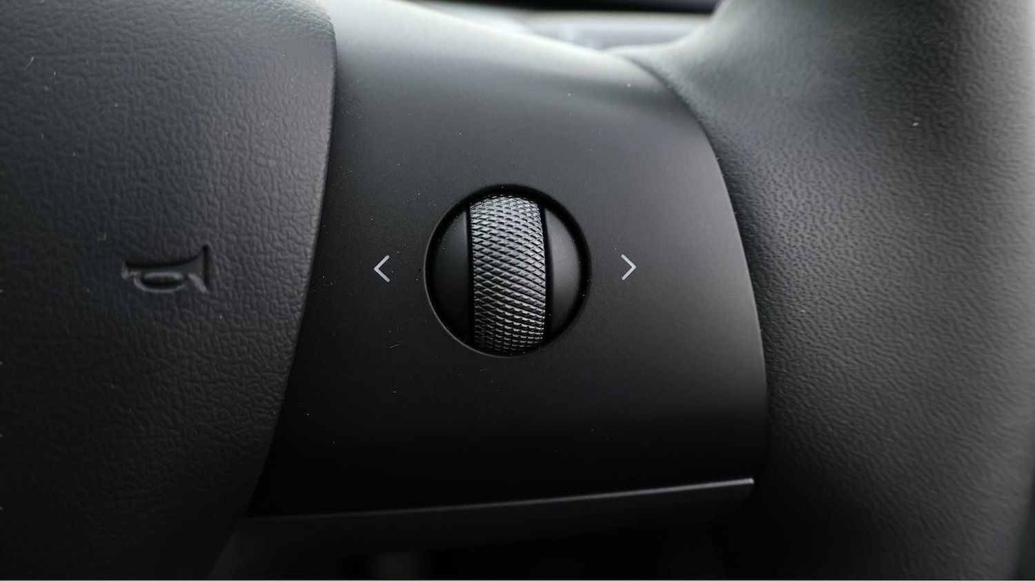 Used Tesla Model Y 2024 for sale - 77888301: Photo 22