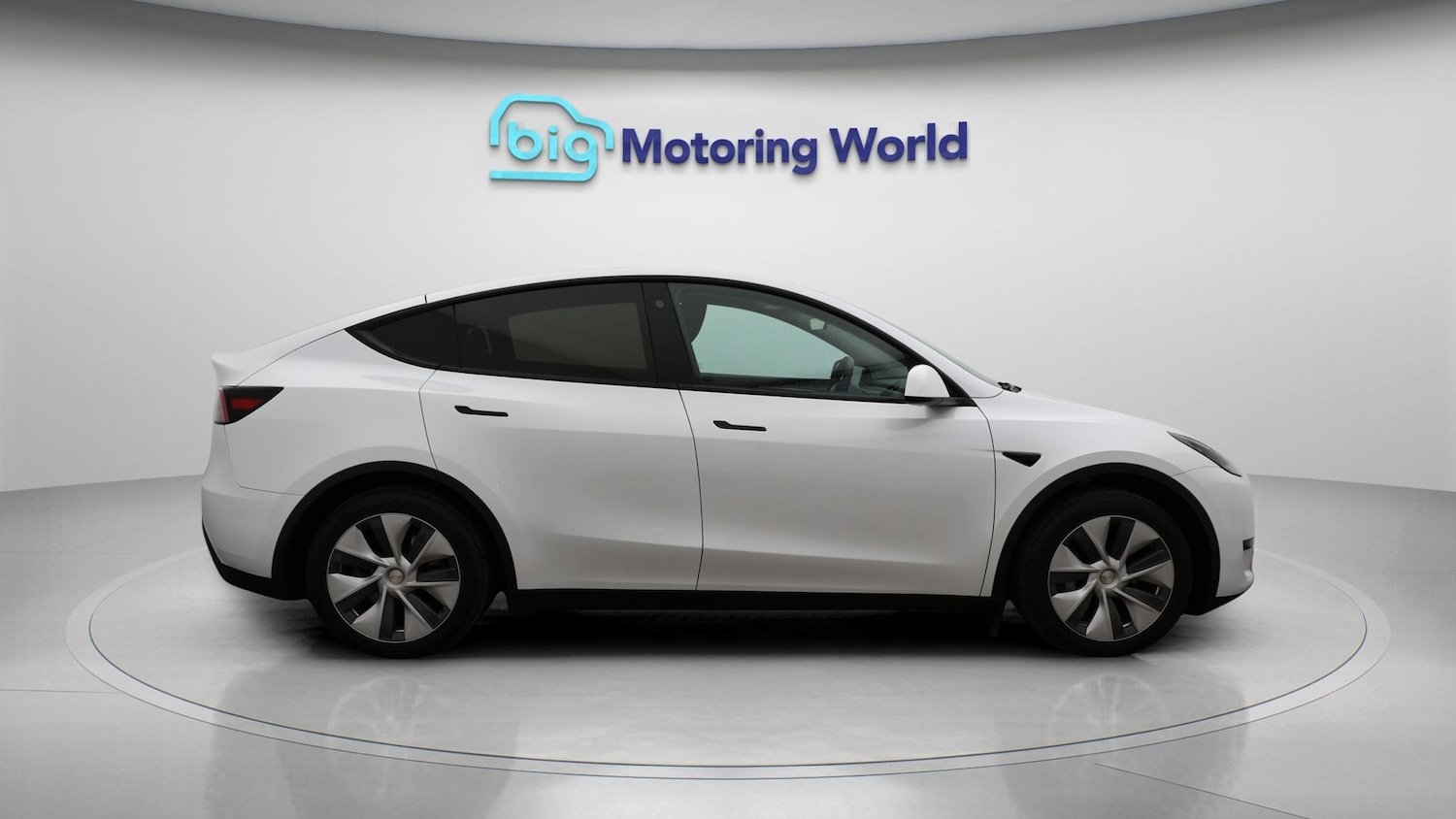 Used Tesla Model Y 2024 for sale - 77888301: Photo 8