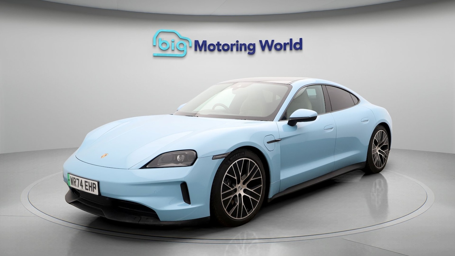 Used Porsche Taycan 2024 for sale - 77517372: Photo 3