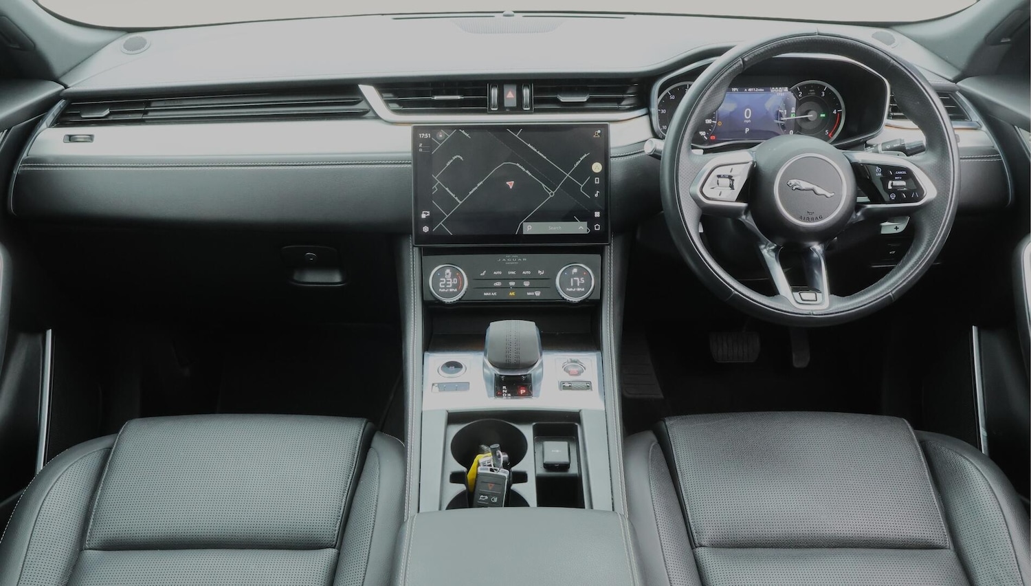 Used Jaguar F-Pace 2021 for sale - 76433064: Photo 14