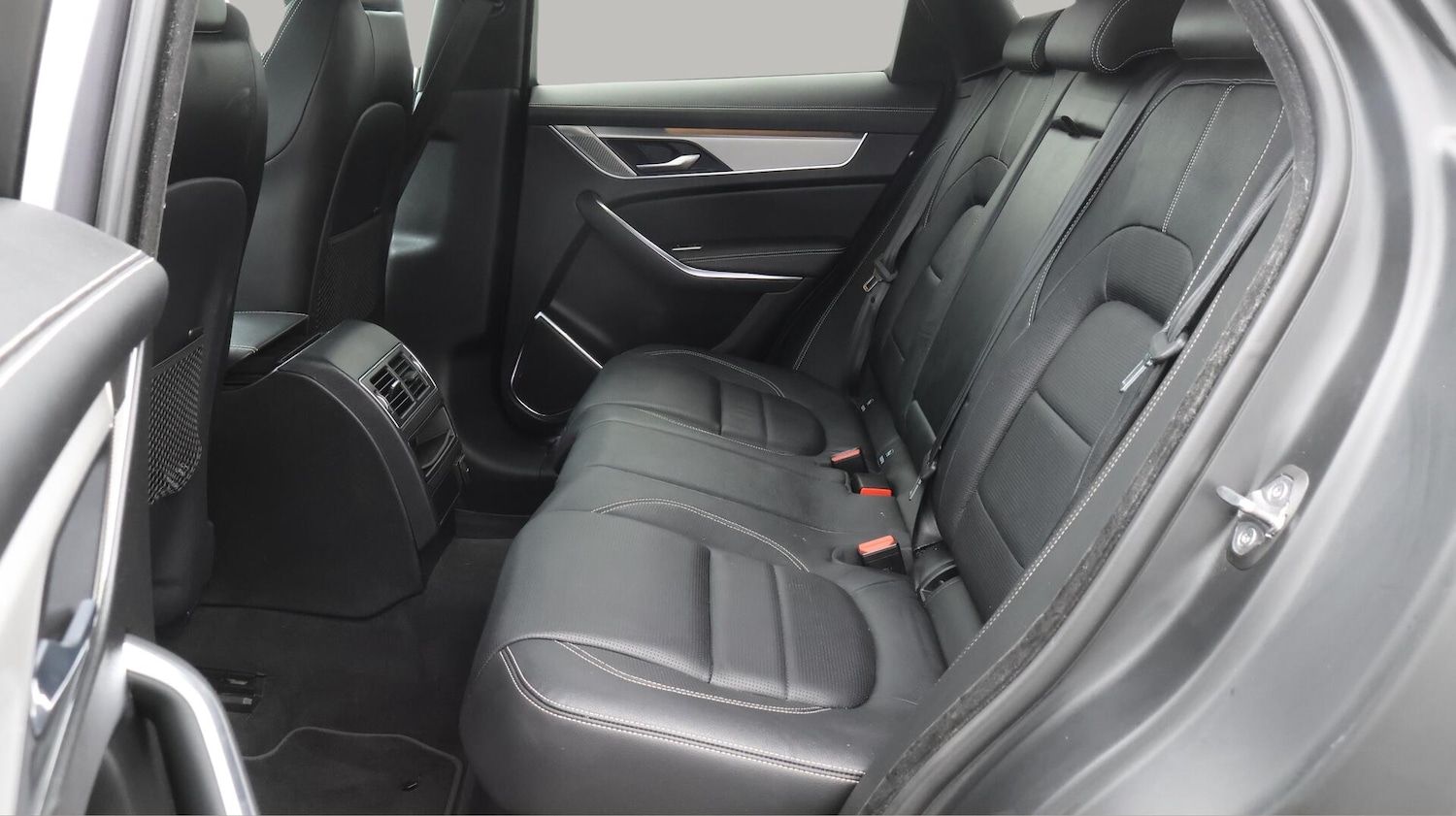 Used Jaguar F-Pace 2021 for sale - 76433064: Photo 17