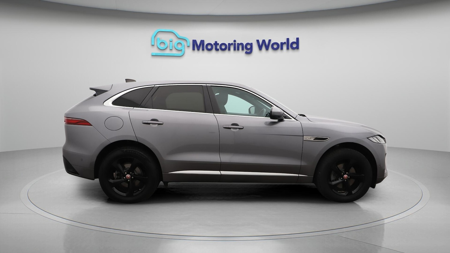 Used Jaguar F-Pace 2021 for sale - 76433064: Photo 9