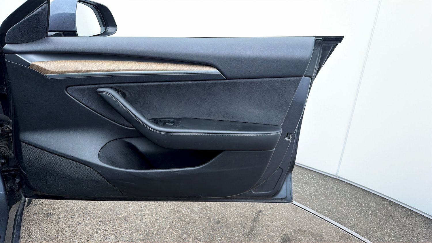 Used Tesla Model 3 2021 for sale - 77968862: Photo 14