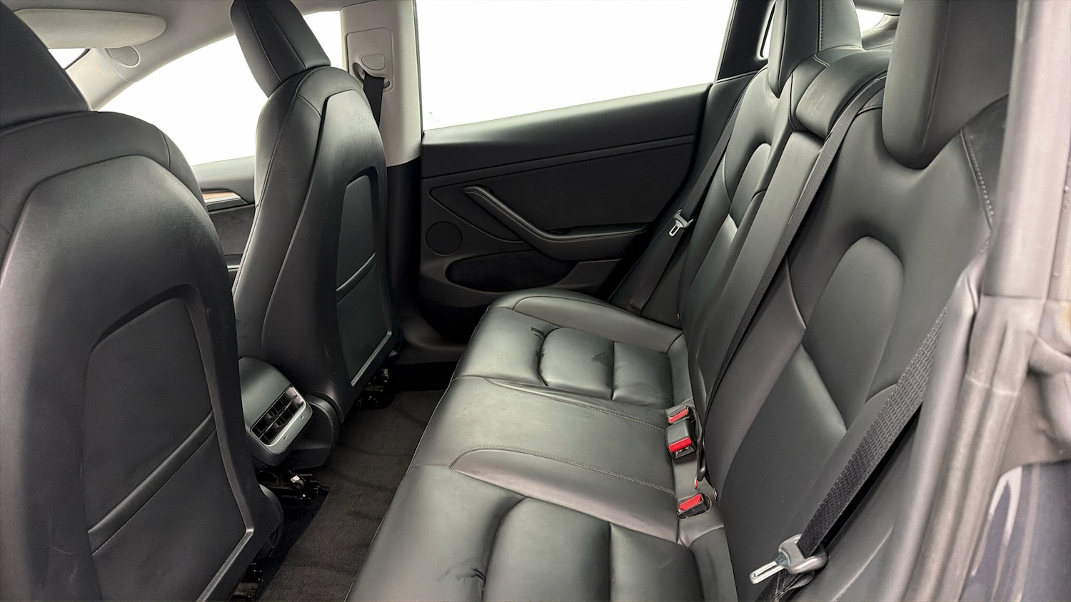 Used Tesla Model 3 2021 for sale - 77968862: Photo 15