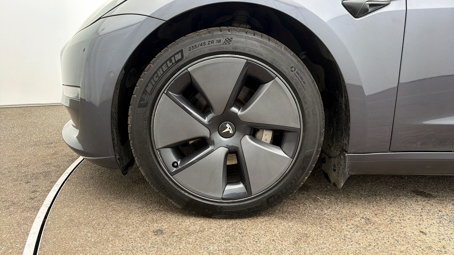 Used Tesla Model 3 2021 for sale - 77968862: Photo 17